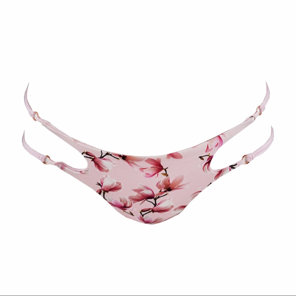 Frankie's Bikinis Lala Bottom in Sakura